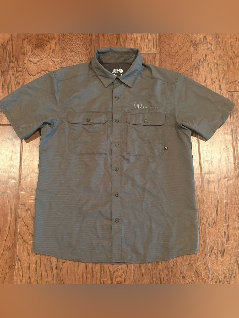 Mountain Hardware Canyon M Olive Green Solid Short Sleeve Button Down Shirt